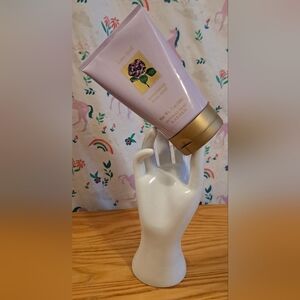 NIB Vintage Victoria's Secret Garden VS Love Spell Bath Shower Body Scrub